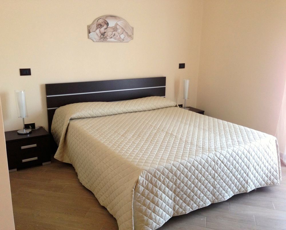 Costa Del Sol Bed and Breakfast Πόρτο Εμπέντοκλε Εξωτερικό φωτογραφία